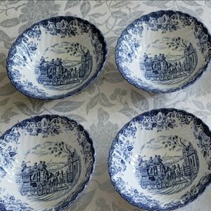Set of 4 vintage Johnson Brothers England Coaching Scene 6" bowls